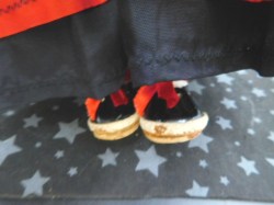 roddy red black shoes